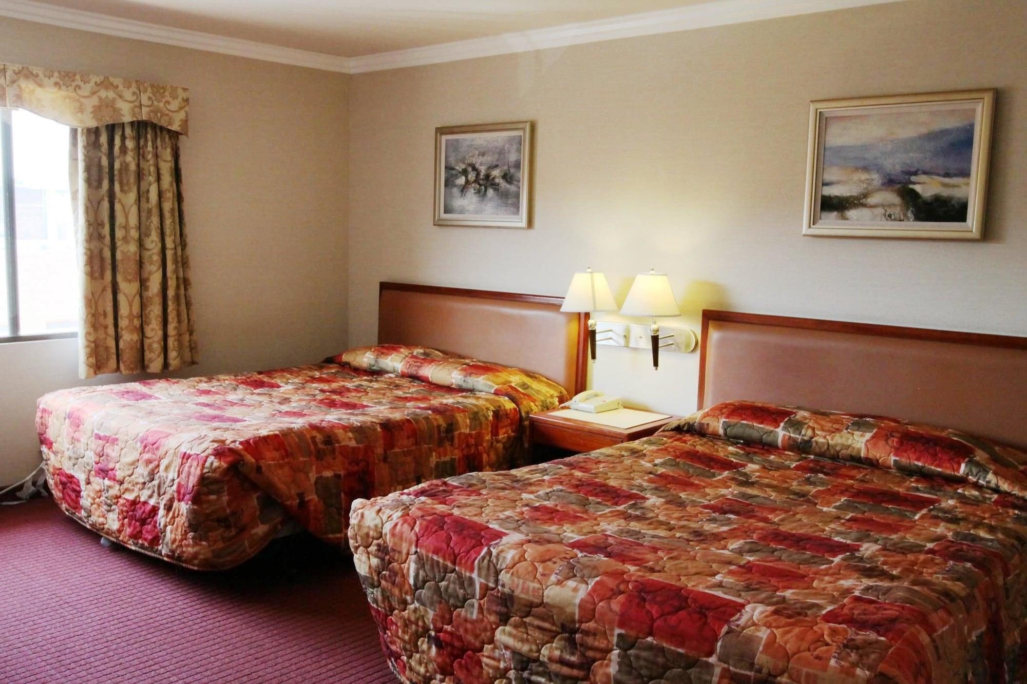 Hotel Metro Plaza